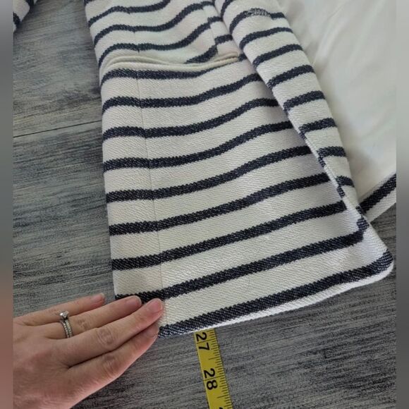 Loft striped single button Classic blazer Size 10P - Picture 5 of 6